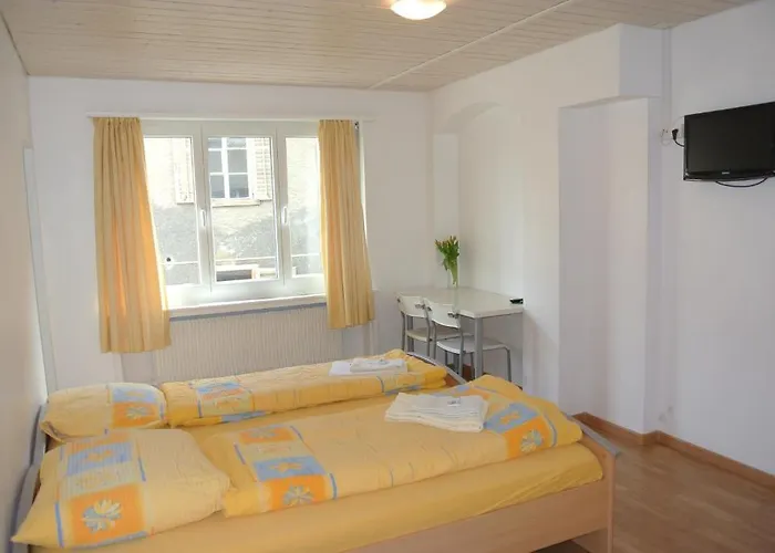 Schweizerhaus تشر